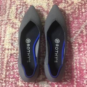 Rothys flats